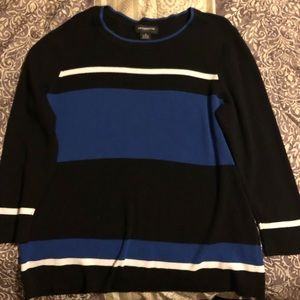 Very pretty Liz Claiborne sweater